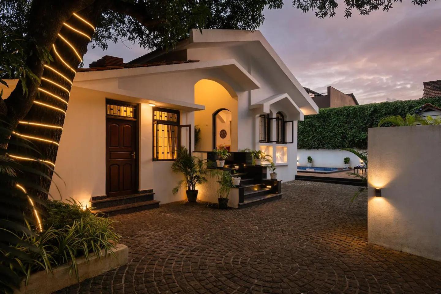 Stone Hearth Villa アンジュナ エクステリア 写真